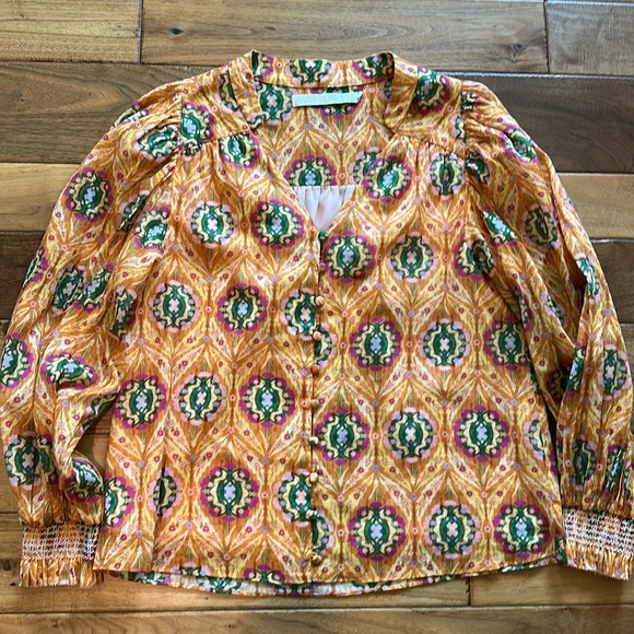Marie Oliver Imogene Ikat style blouse. - Picture 5 of 10